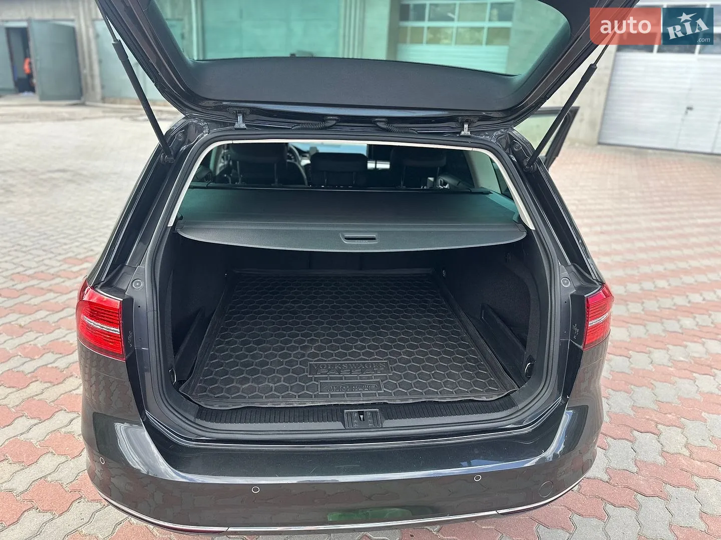 2018 Volkswagen Passat - мініатюра 11