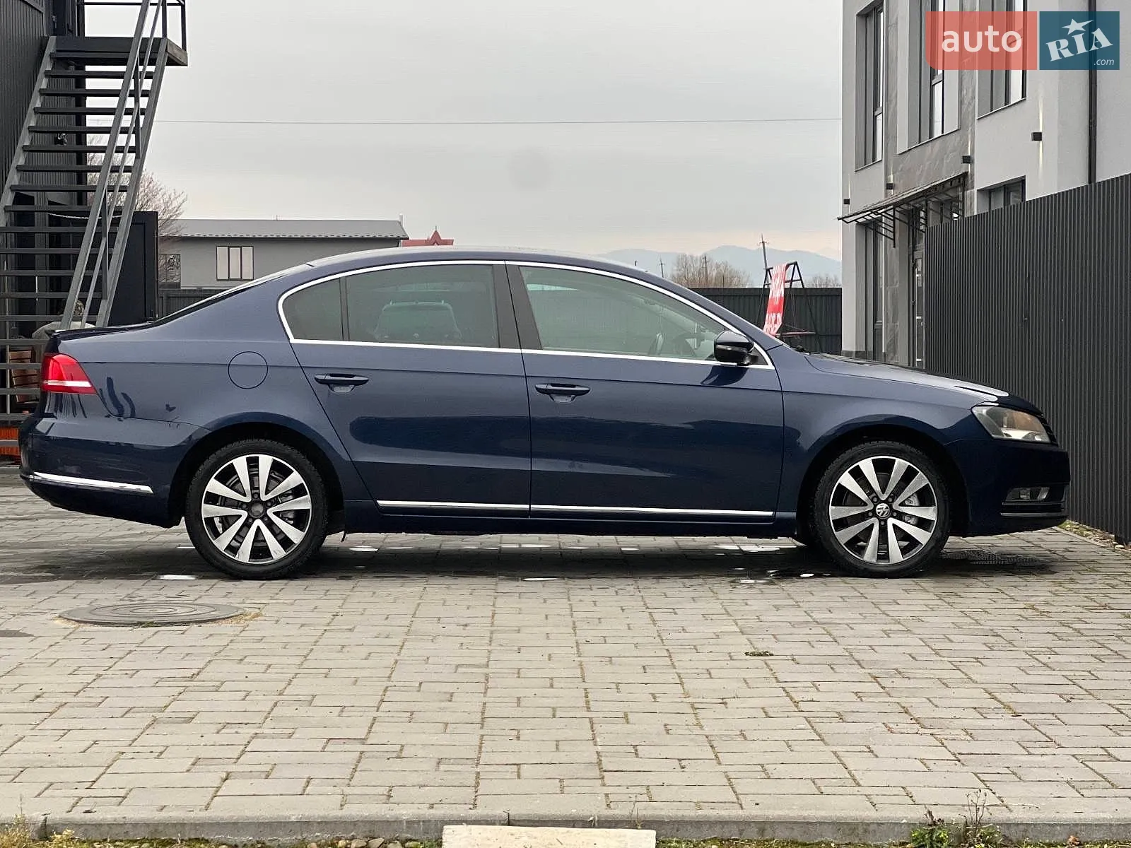 2010 Volkswagen Passat - мініатюра 11