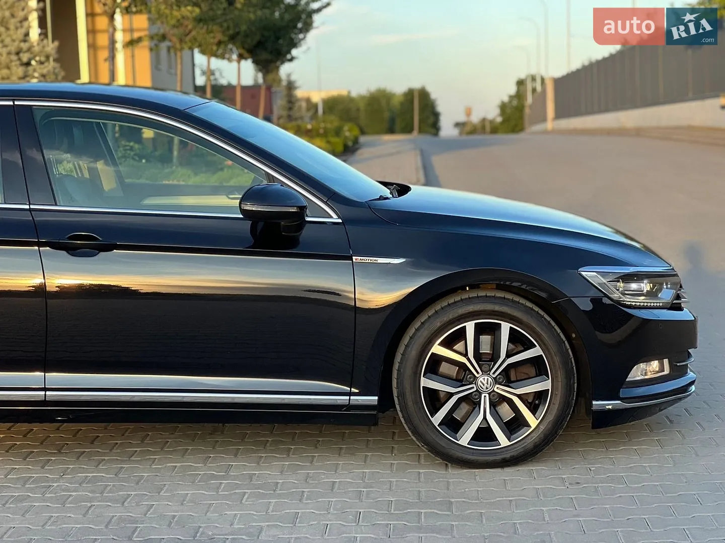 2016 Volkswagen Passat - мініатюра 33