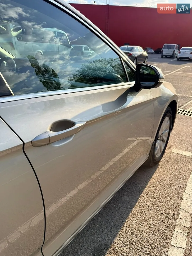 2016 Volkswagen Passat - мініатюра 3