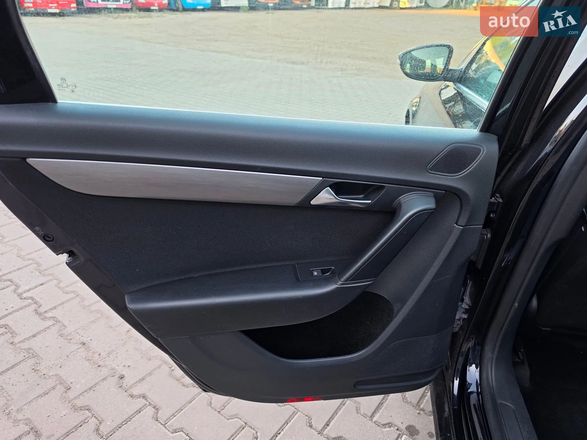 2011 Opel Astra - мініатюра 32