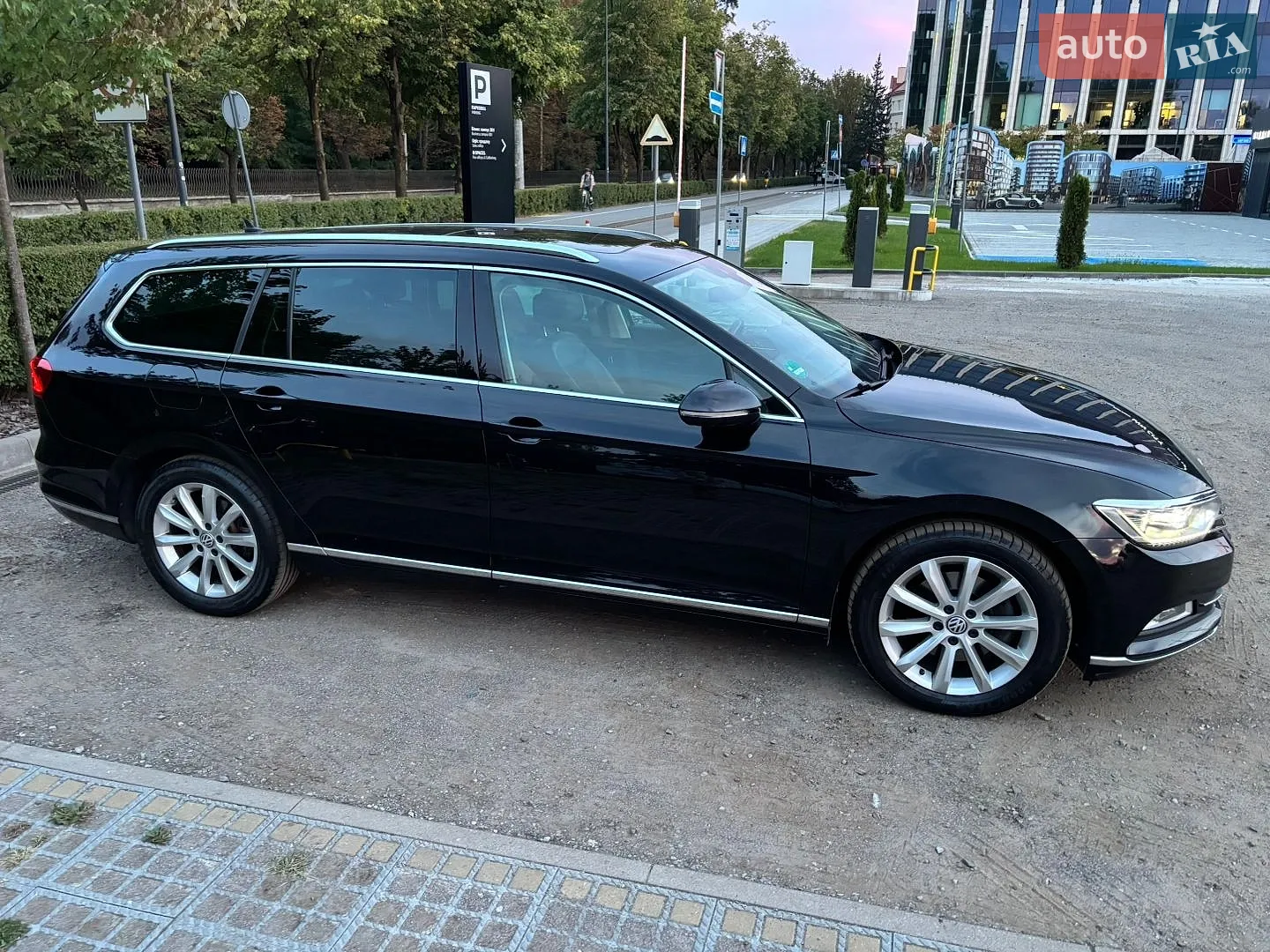 2015 Volkswagen Passat - мініатюра 10