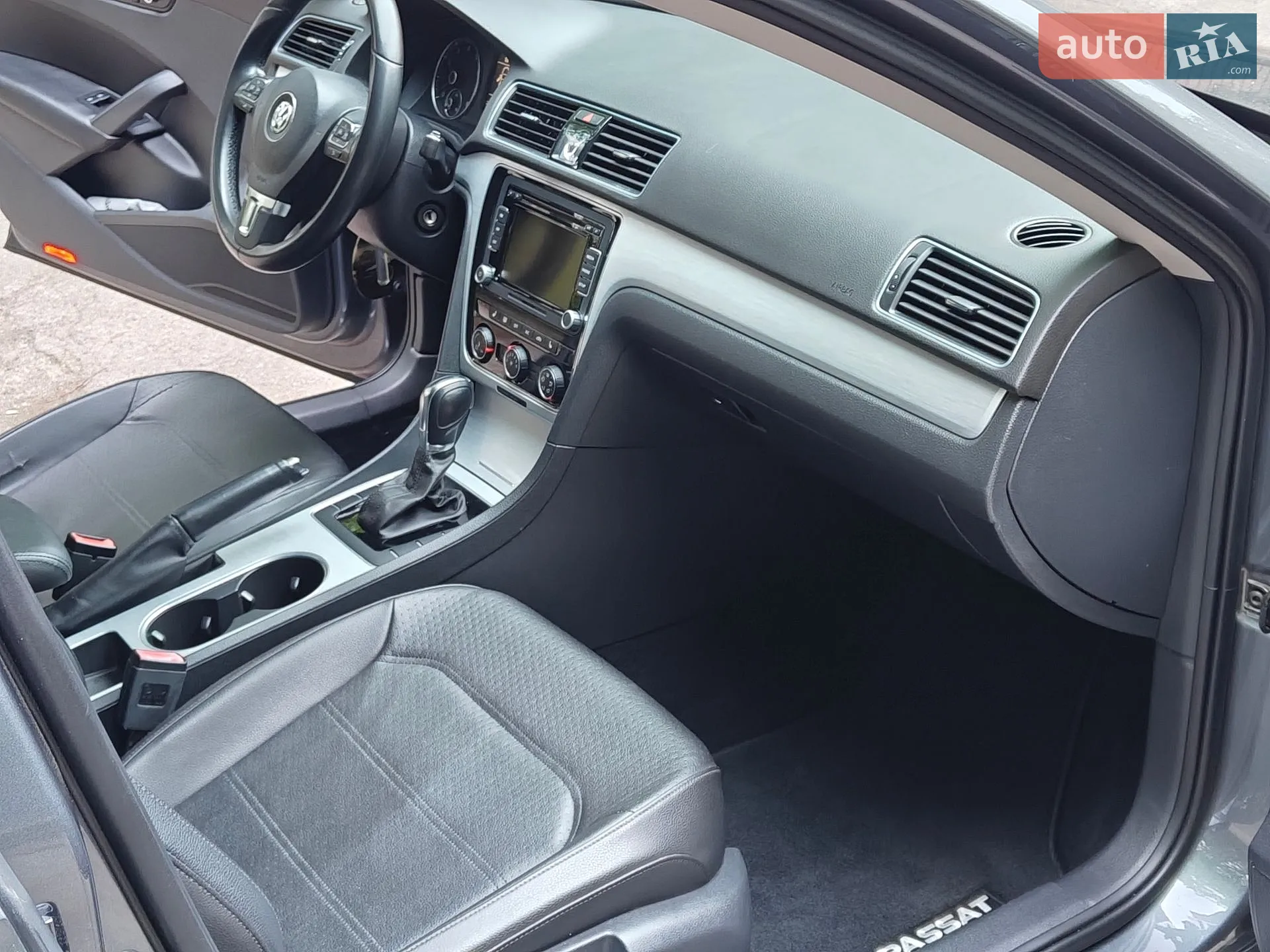 2013 Volkswagen Passat - мініатюра 23