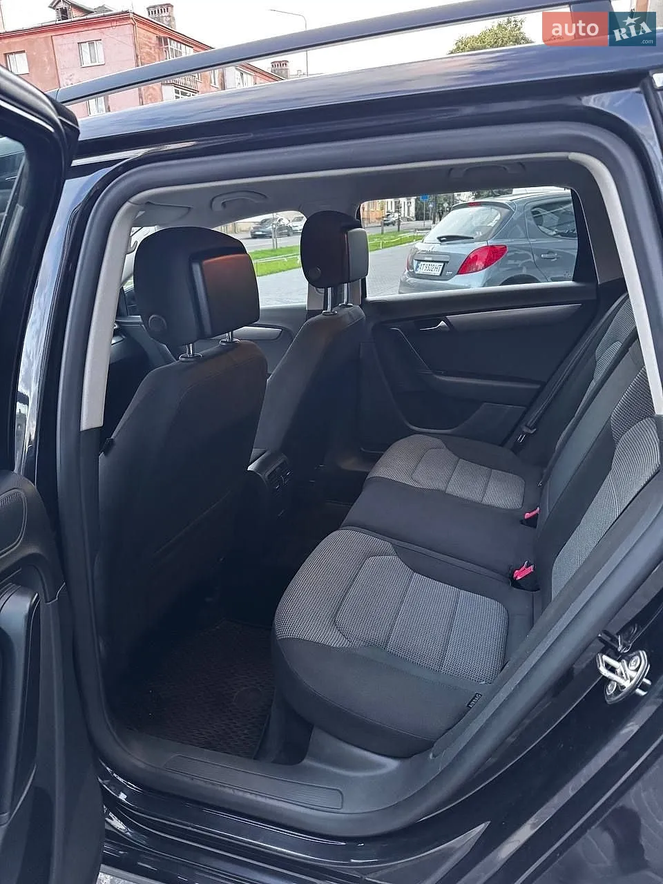 2012 Volkswagen Passat - мініатюра 7