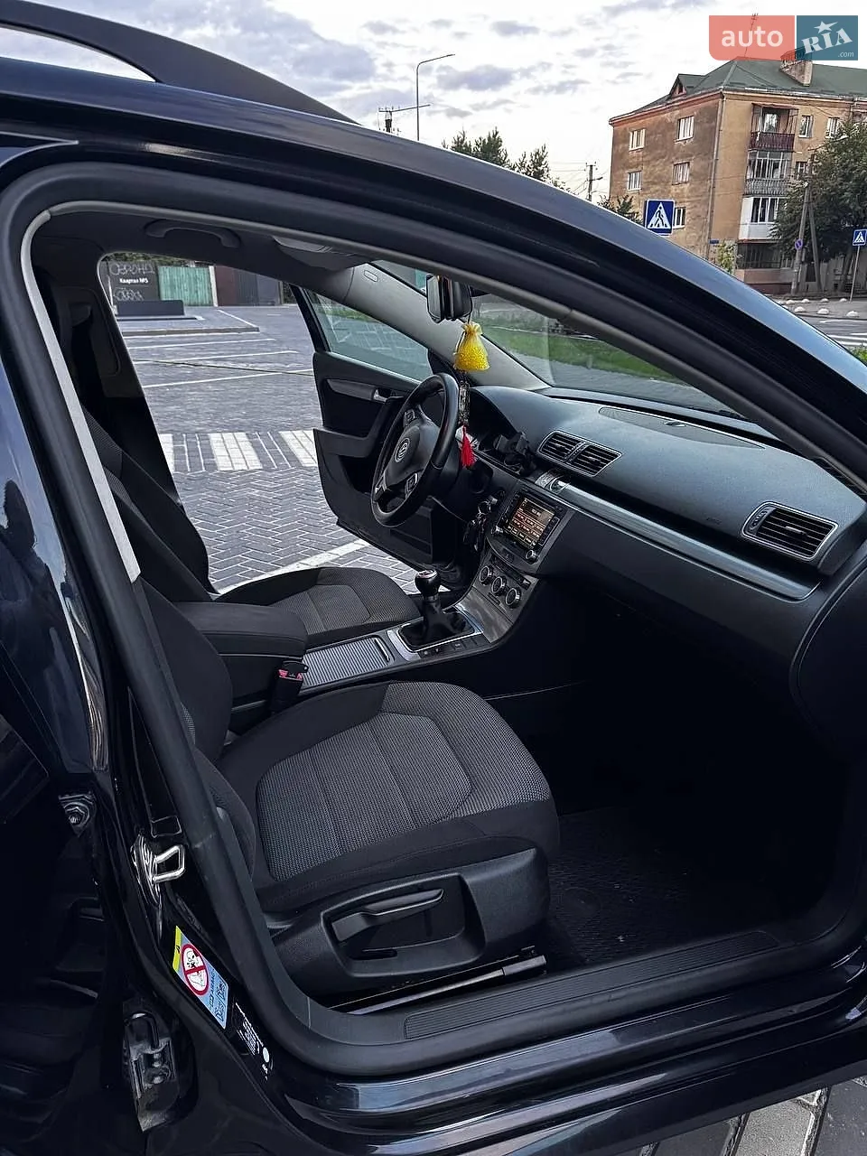 2012 Volkswagen Passat - мініатюра 11