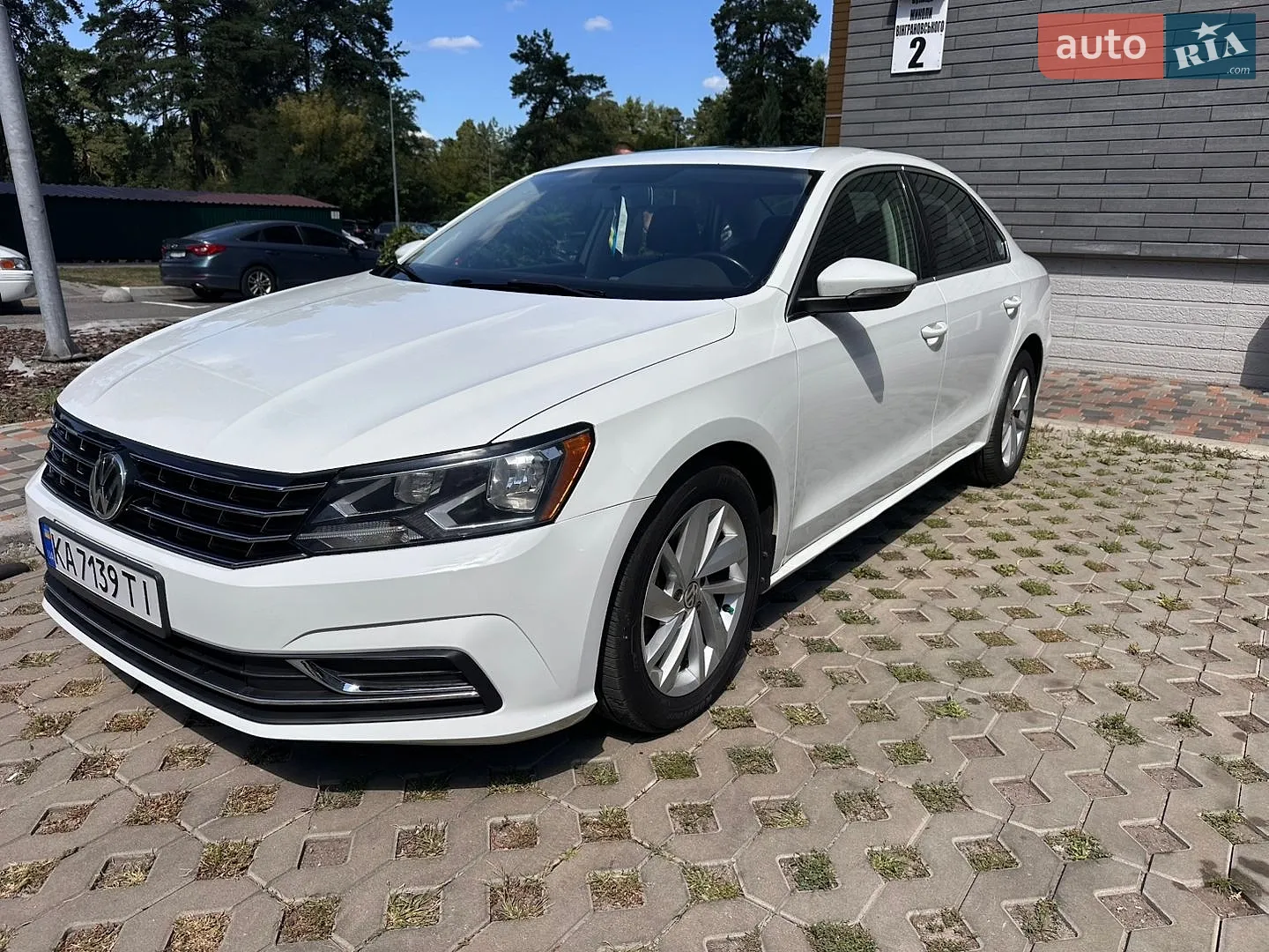 2018 Volkswagen Passat - мініатюра 2