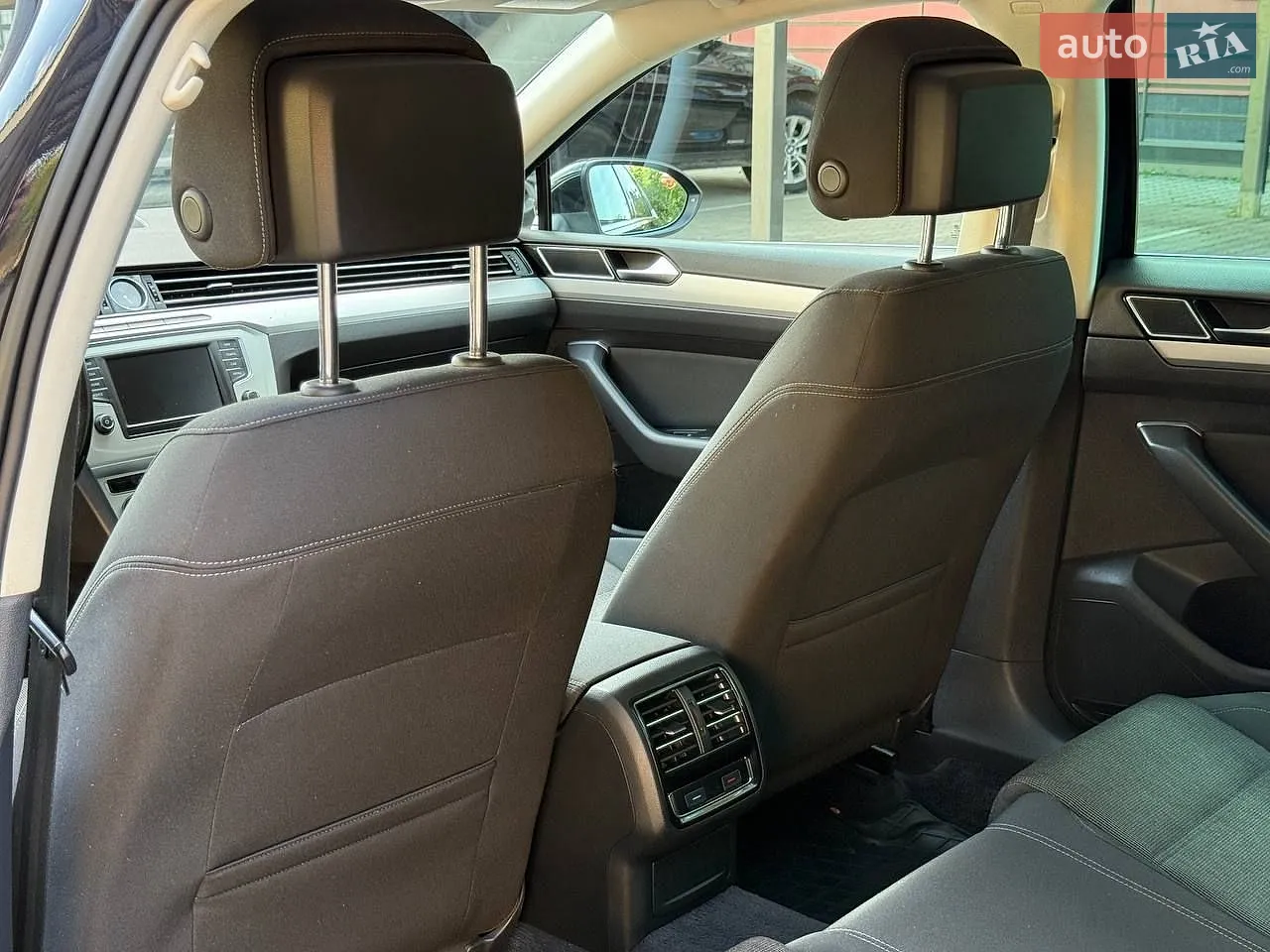2016 Volkswagen Passat - мініатюра 17