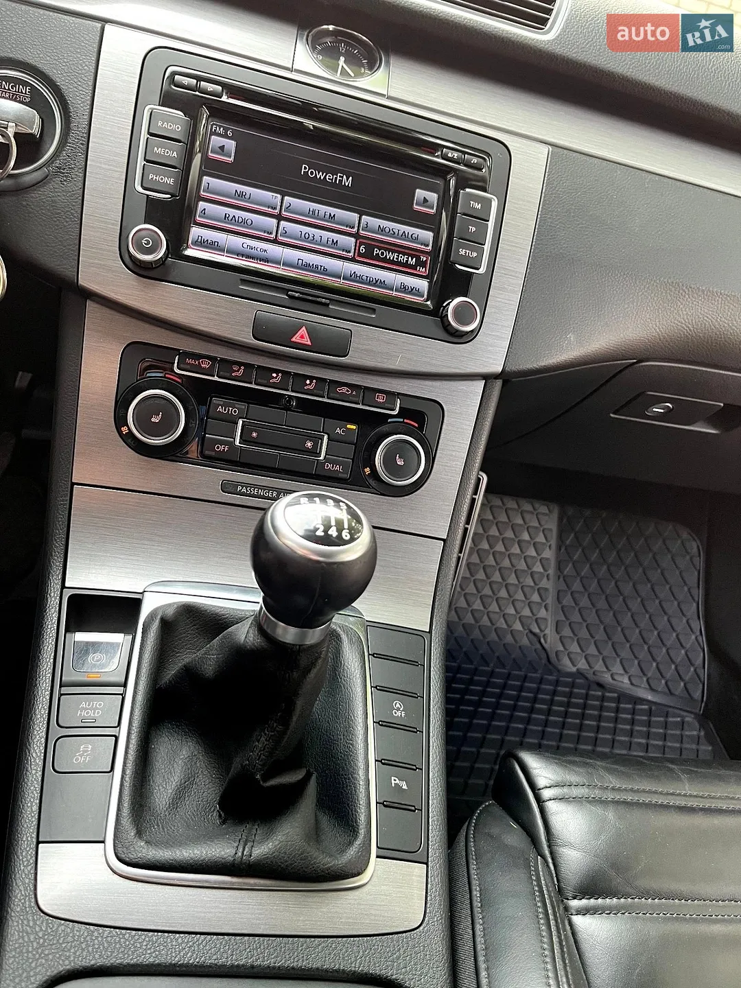 2011 Volkswagen Passat - мініатюра 40