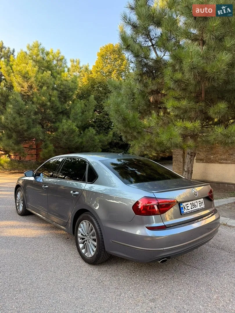2016 Volkswagen Passat - мініатюра 4