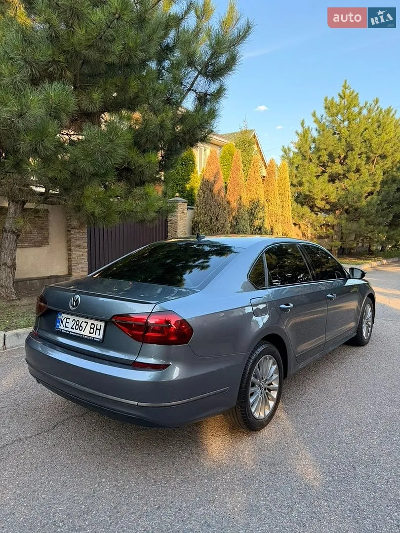 2016 Volkswagen Passat - мініатюра 5