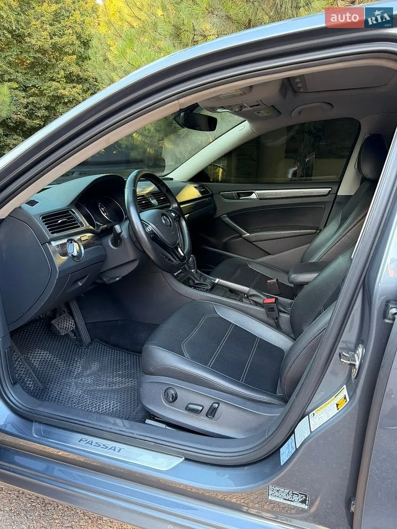 2016 Volkswagen Passat - мініатюра 13