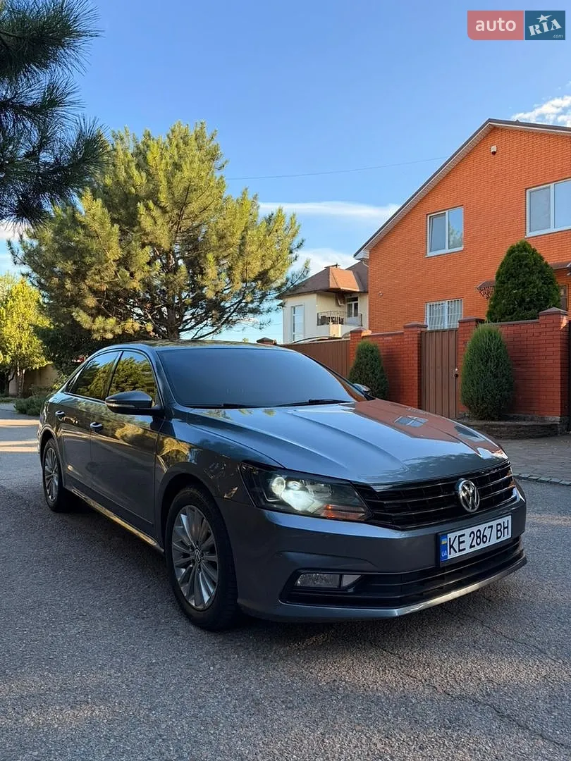 2016 Volkswagen Passat - мініатюра 15