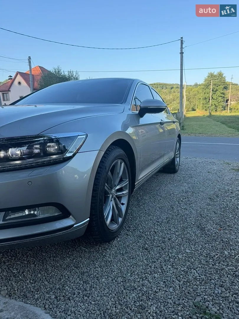 2016 Volkswagen Passat - мініатюра 2