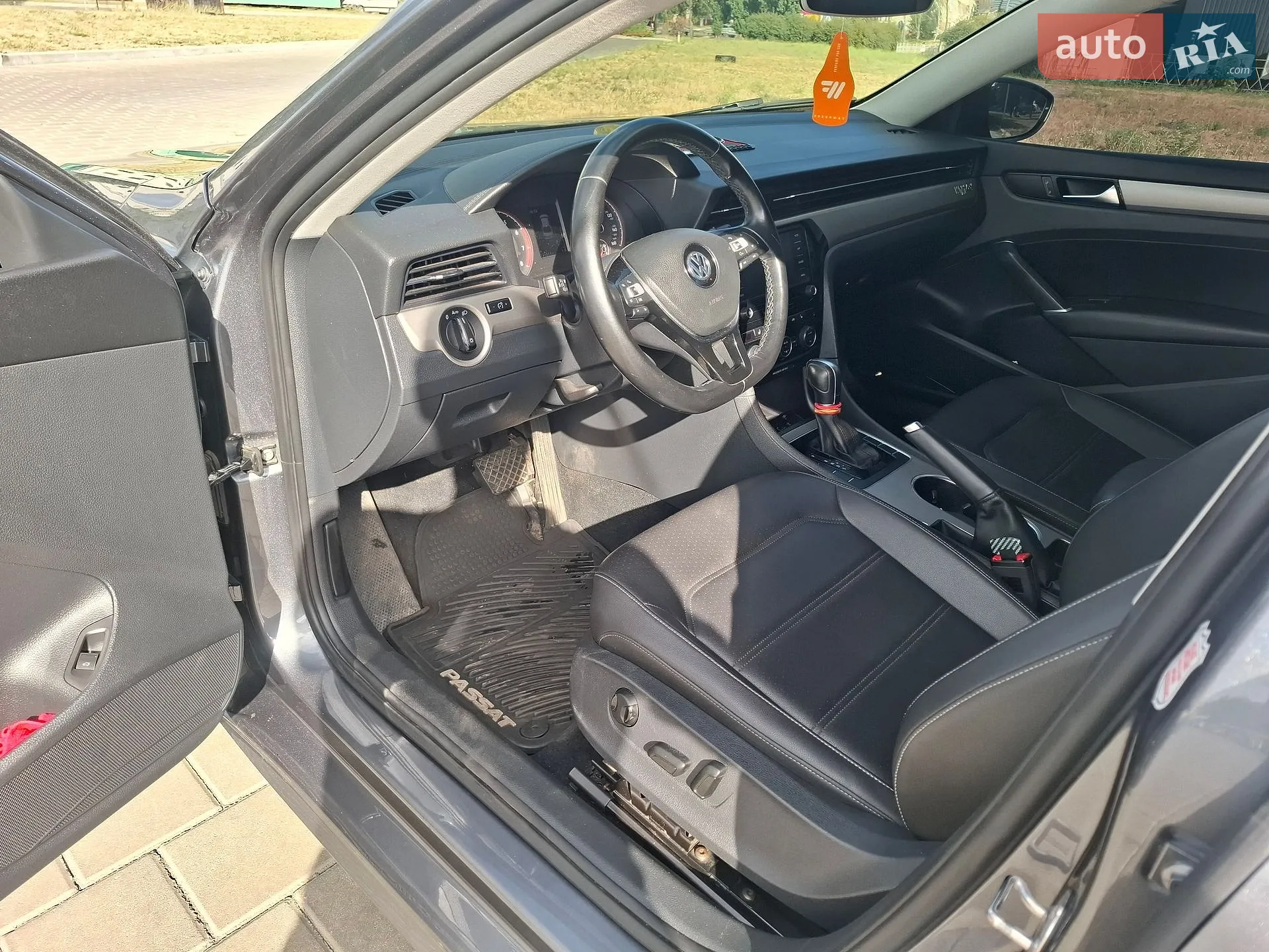2020 Volkswagen Passat - мініатюра 14