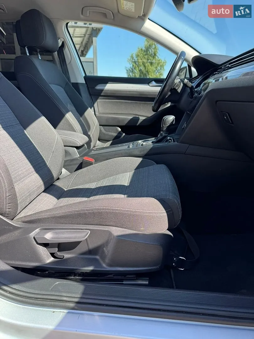 2019 Volkswagen Passat - мініатюра 44