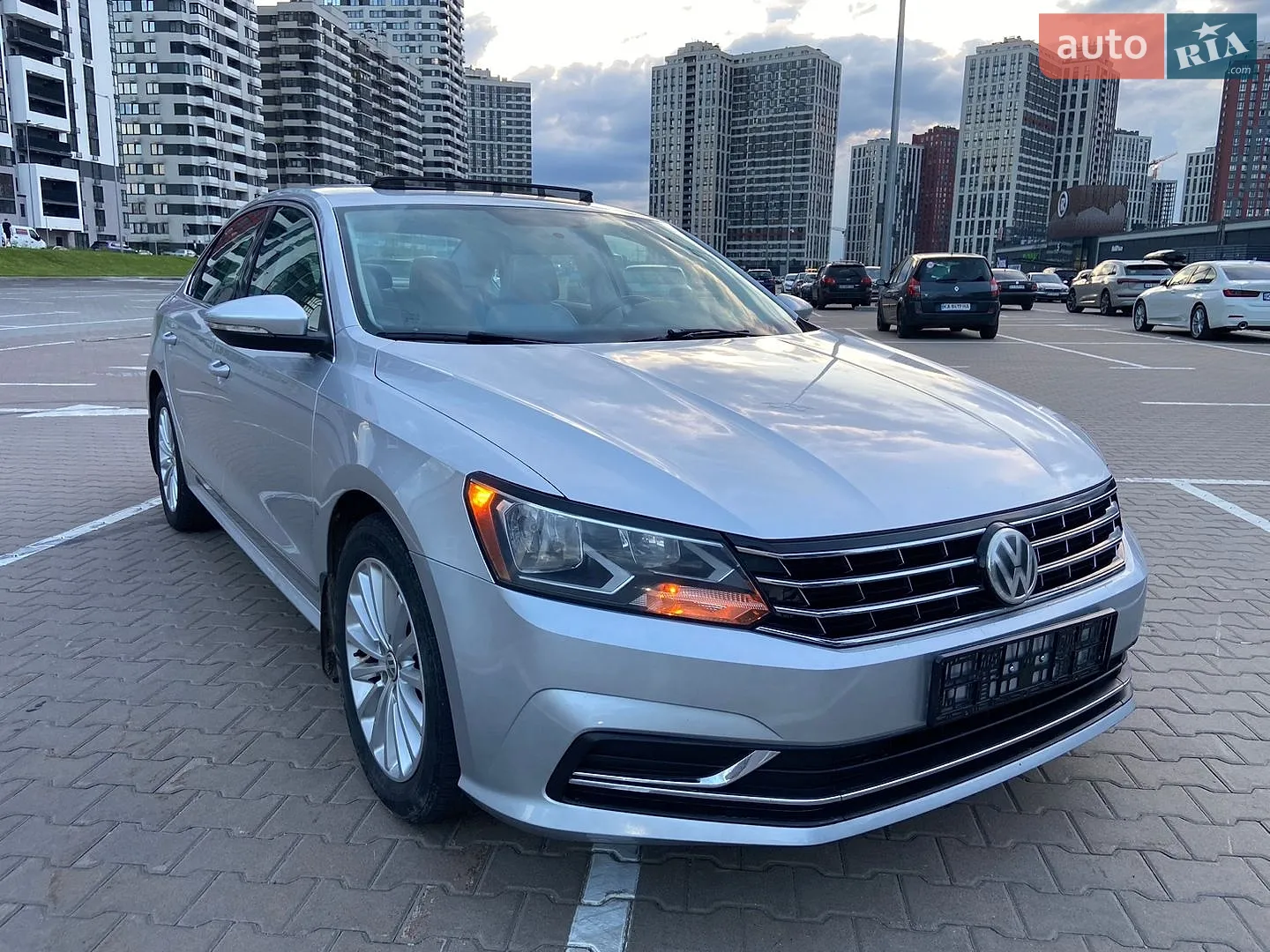 2016 Volkswagen Passat - мініатюра 4