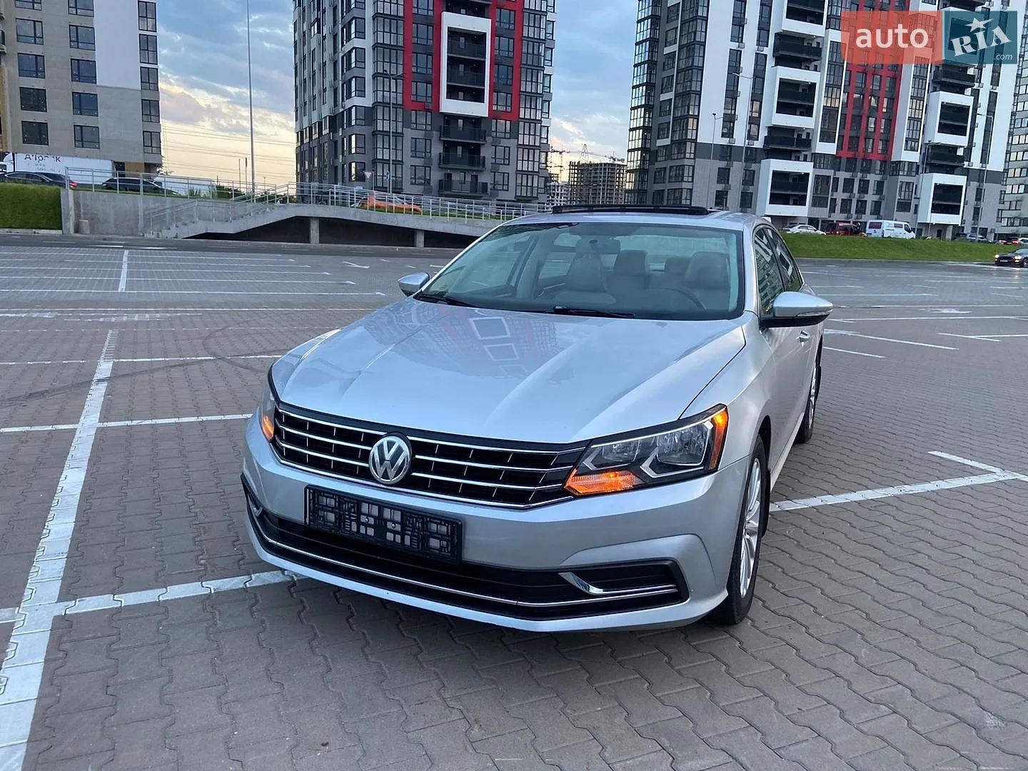 2016 Volkswagen Passat - мініатюра 6
