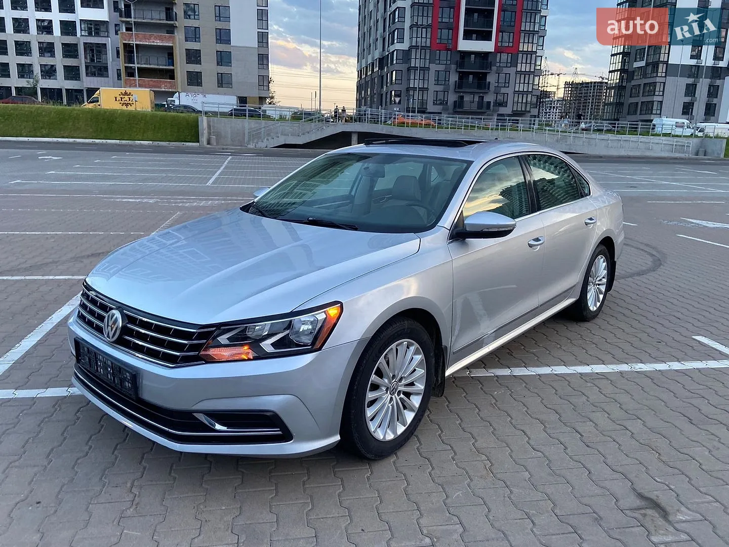 2016 Volkswagen Passat - мініатюра 7