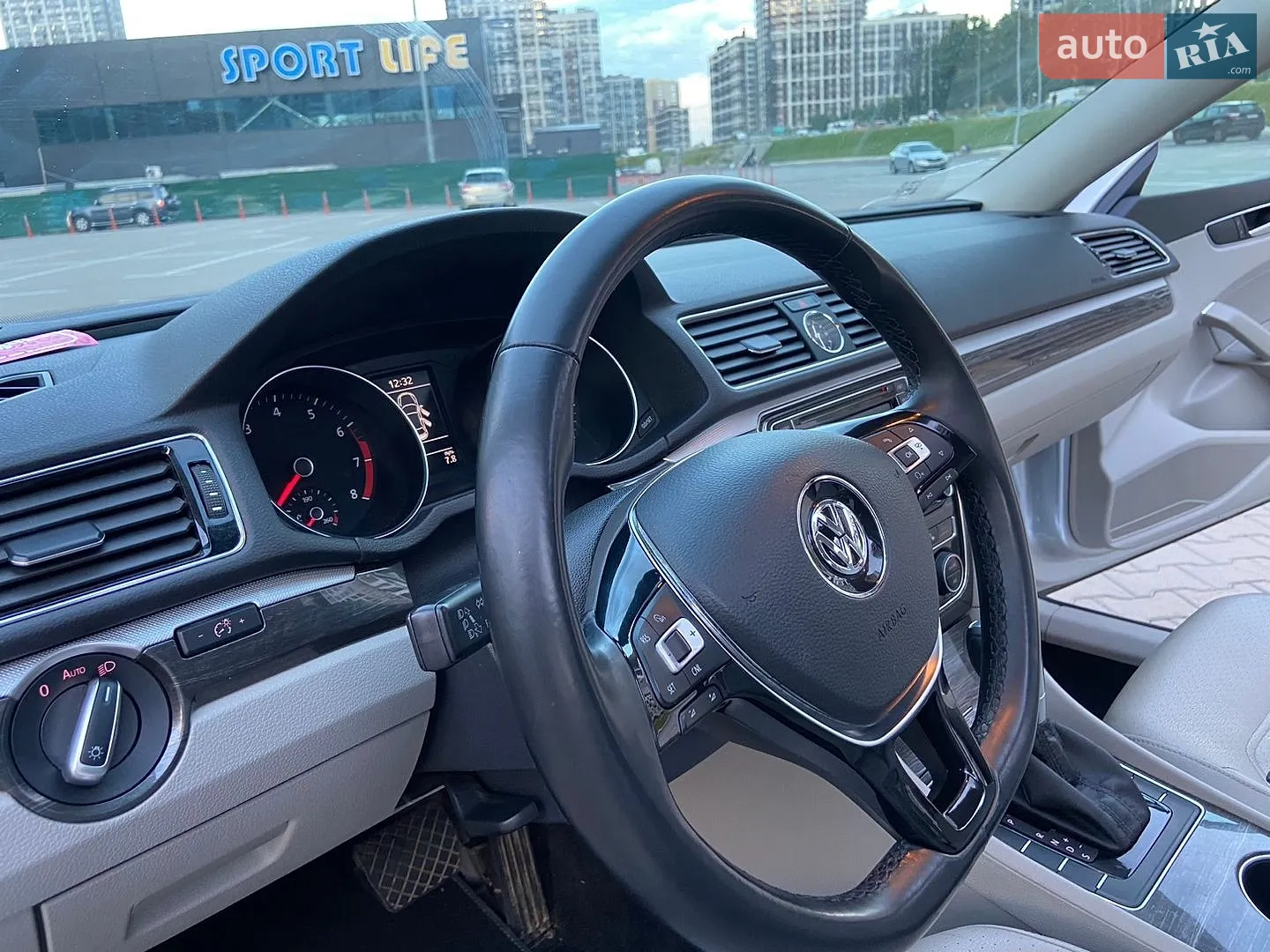 2016 Volkswagen Passat - мініатюра 18