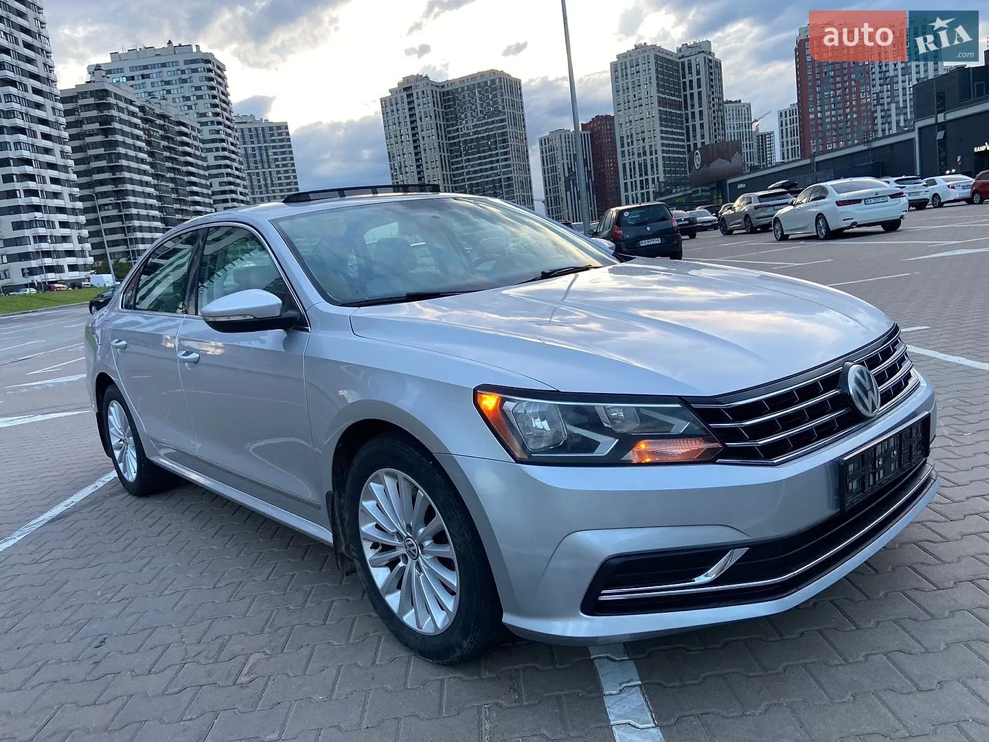 2016 Volkswagen Passat - мініатюра 14