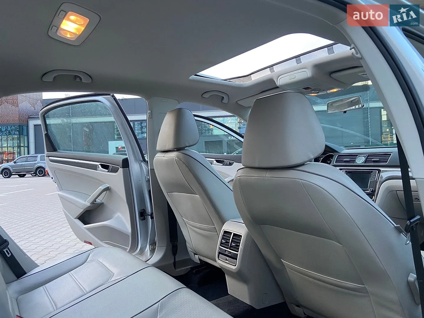 2016 Volkswagen Passat - мініатюра 25