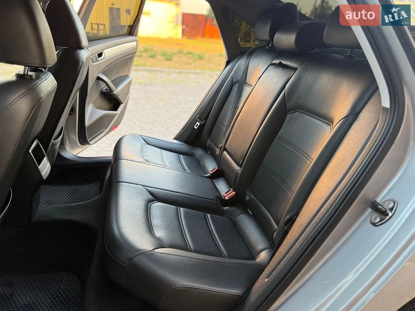 2012 Volkswagen Passat - мініатюра 31