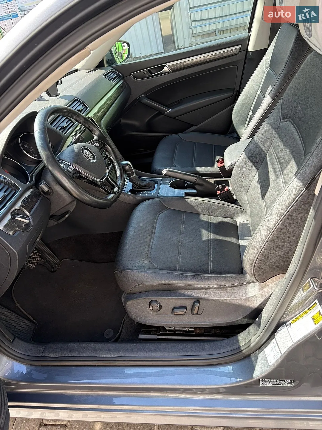 2016 Volkswagen Passat - мініатюра 19