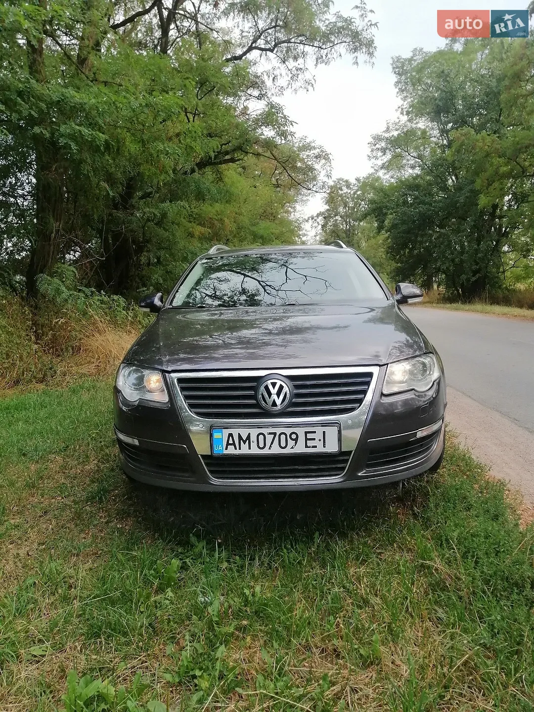 2010 Volkswagen Passat - фото 1