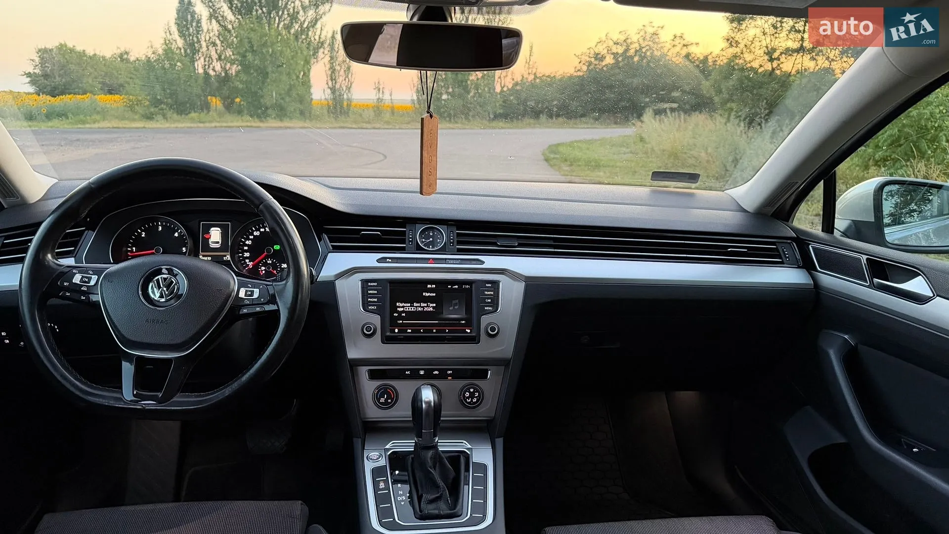 2015 Volkswagen Passat - мініатюра 14
