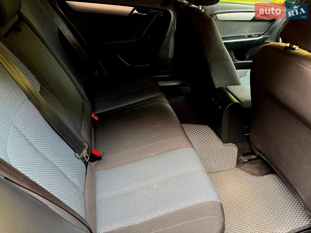 2012 Volkswagen Passat - мініатюра 20