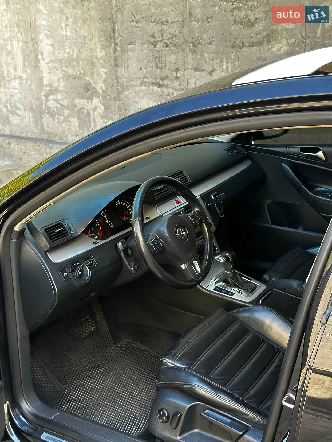2010 Volkswagen Passat - мініатюра 6