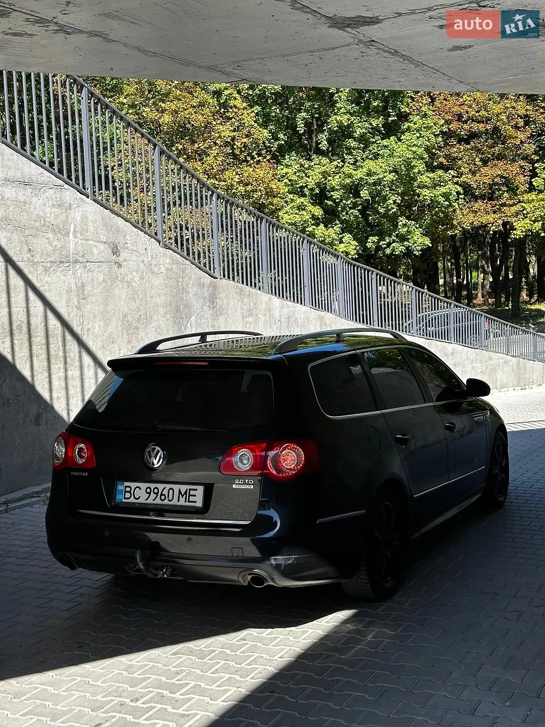 2010 Volkswagen Passat - мініатюра 4