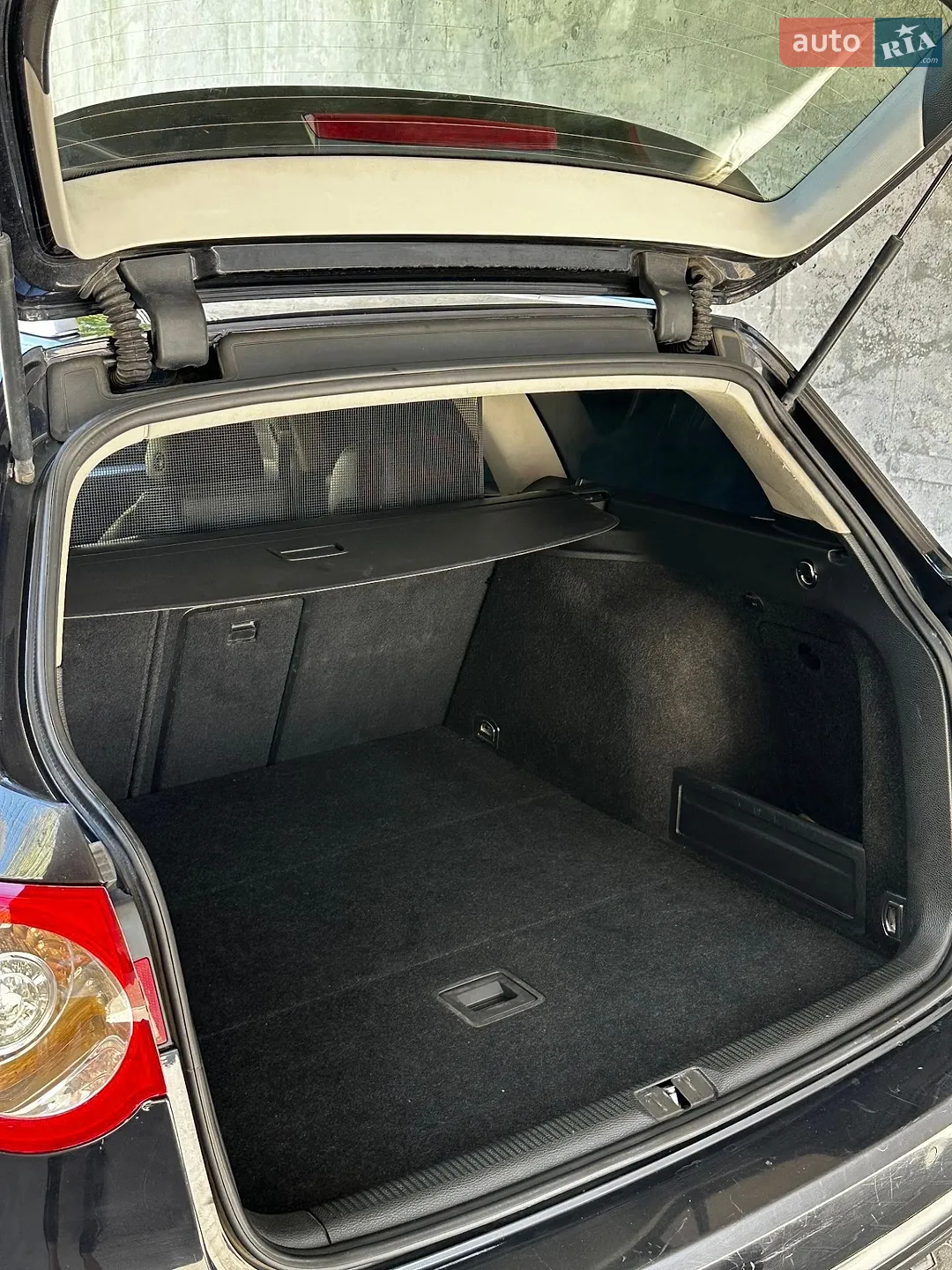 2010 Volkswagen Passat - мініатюра 16