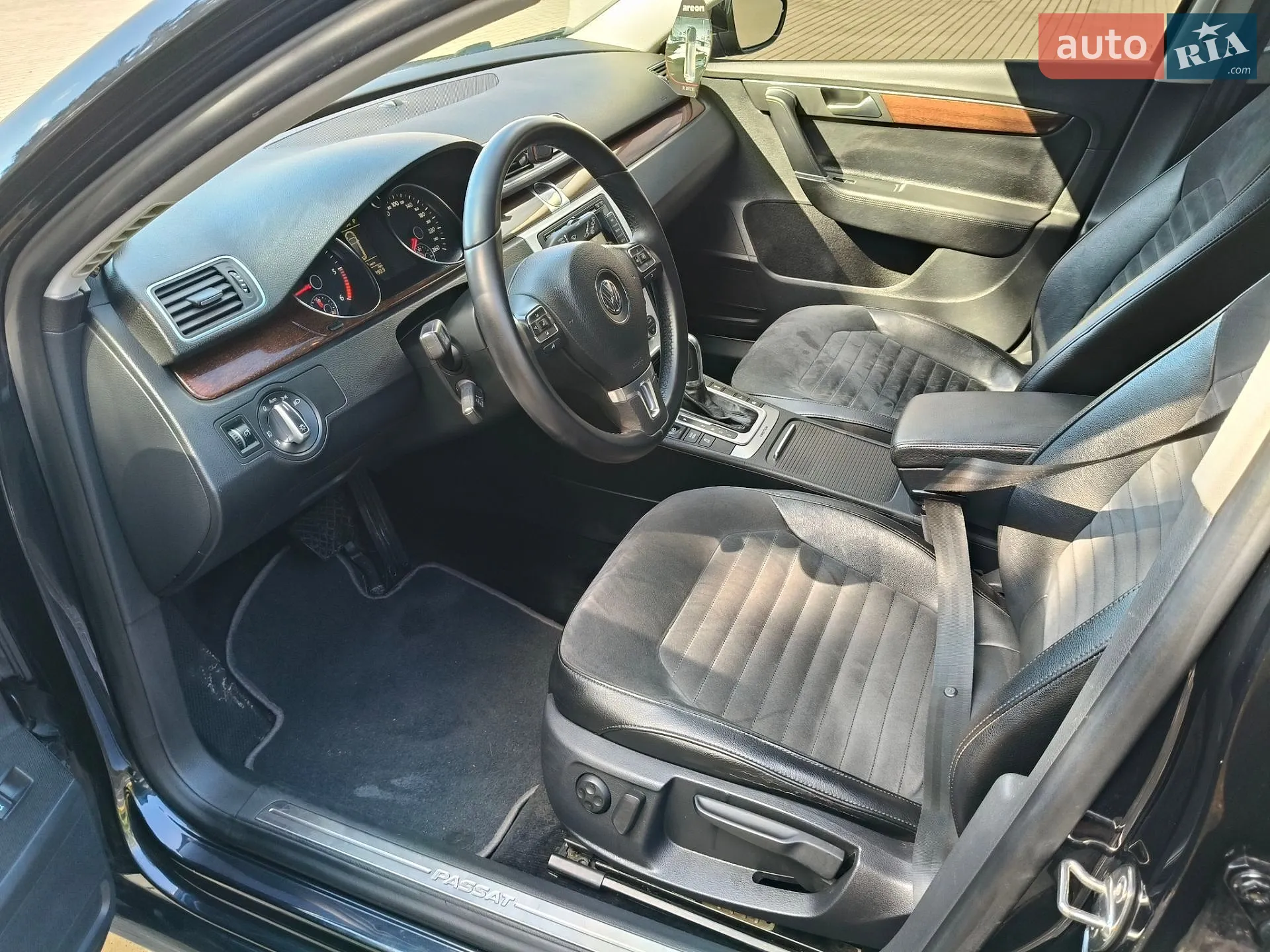 2013 Volkswagen Passat - мініатюра 23