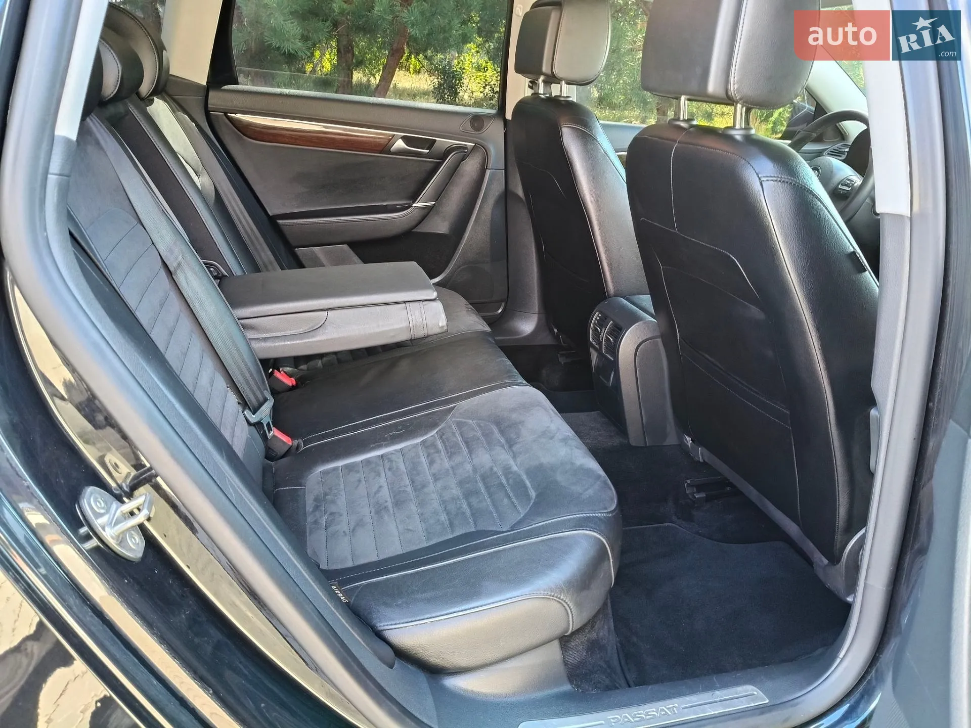 2013 Volkswagen Passat - мініатюра 31
