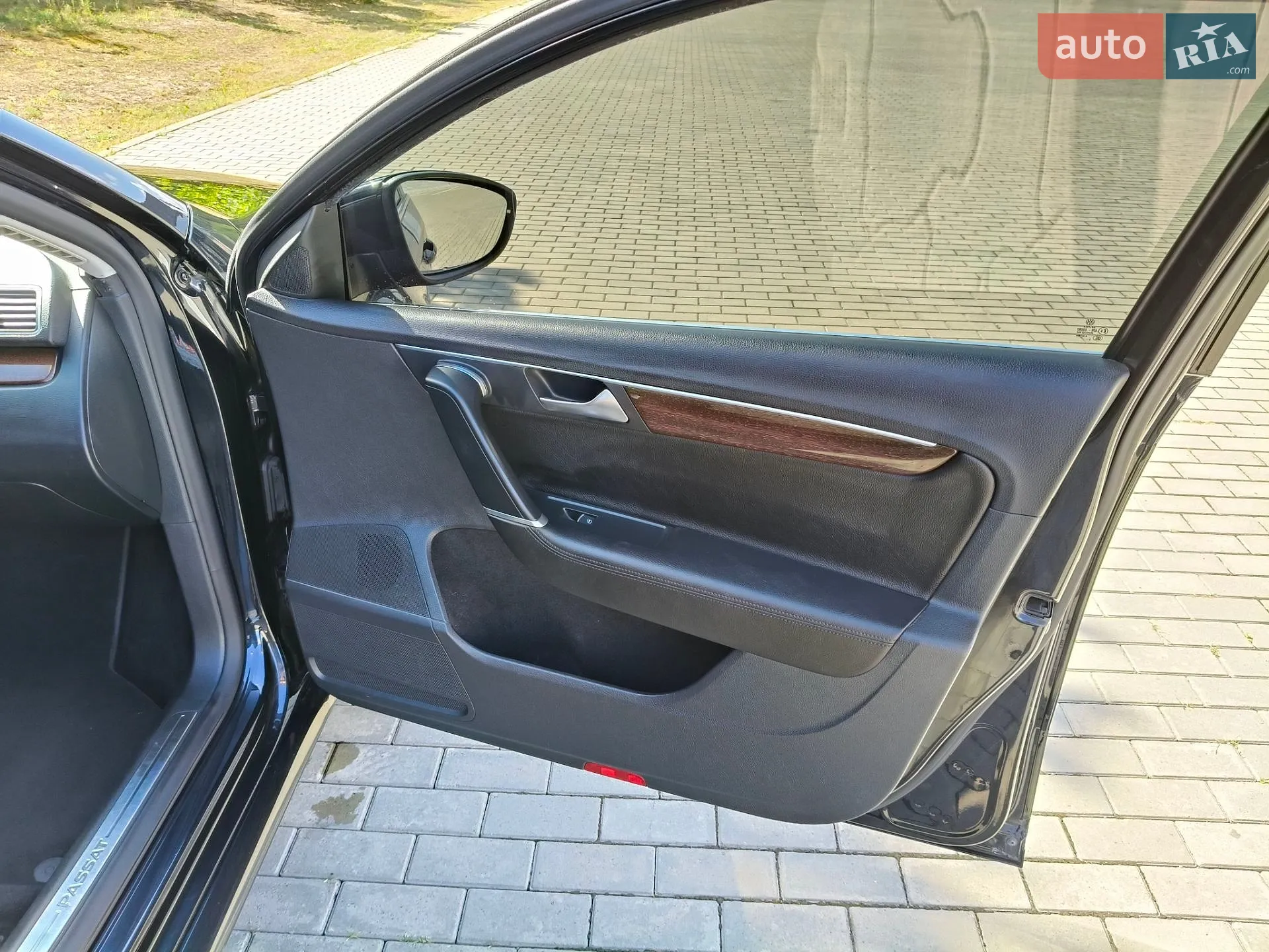 2013 Volkswagen Passat - мініатюра 32