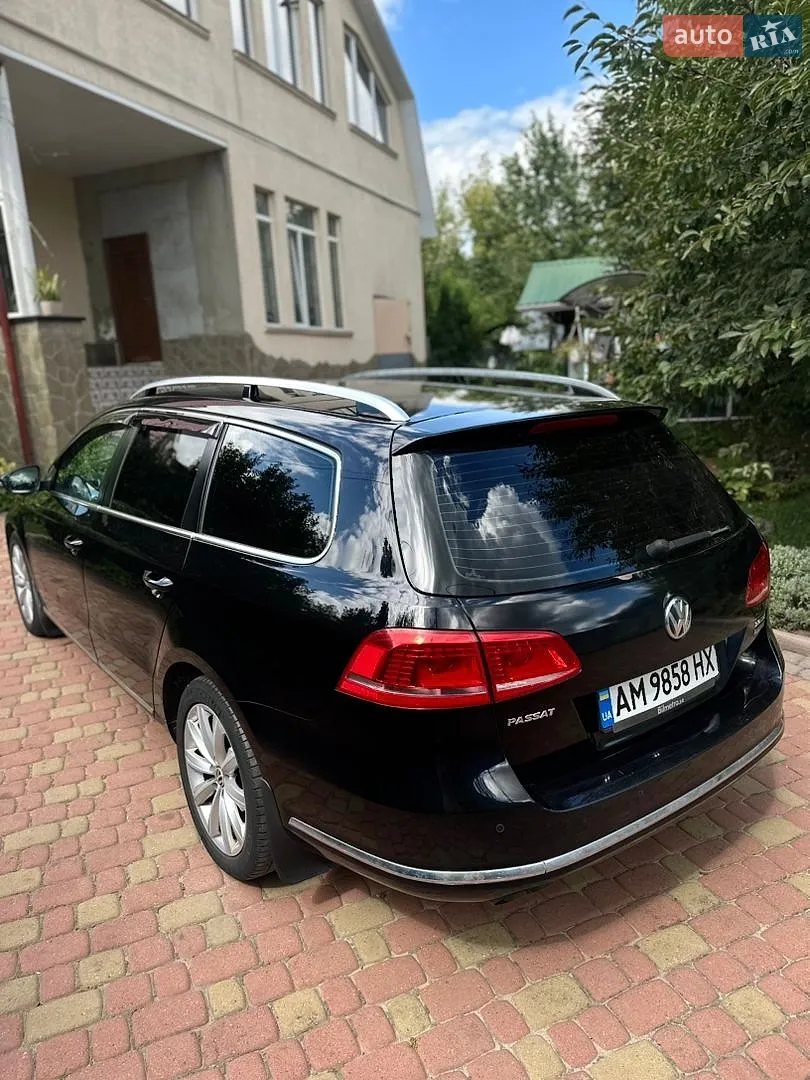 2011 Volkswagen Passat - мініатюра 4