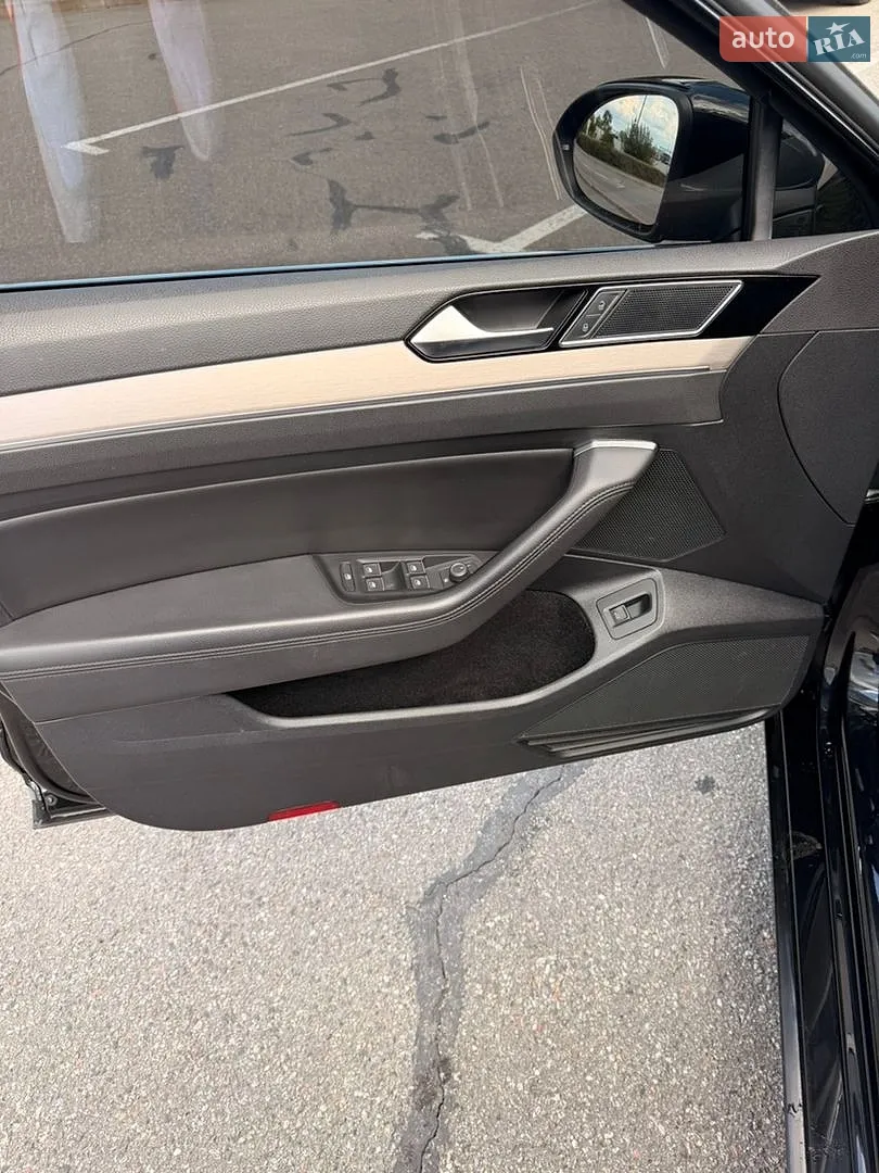 2019 Volkswagen Passat - мініатюра 12