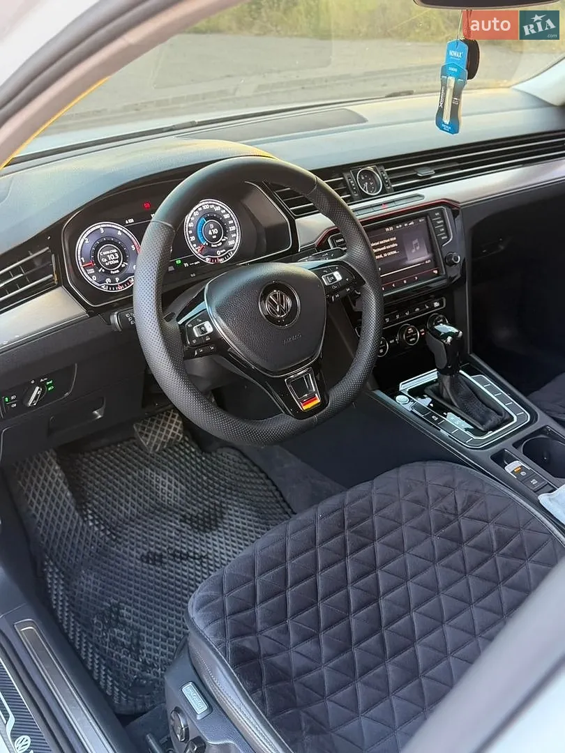 2015 Volkswagen Passat - мініатюра 28