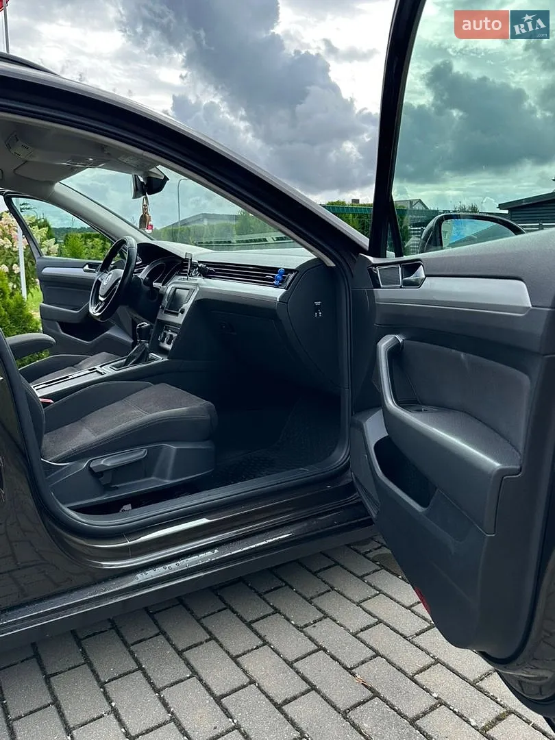 2015 Volkswagen Passat - мініатюра 19