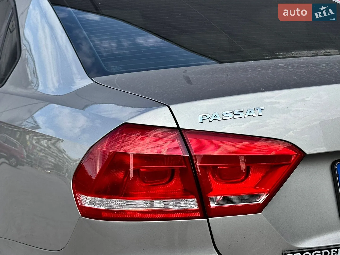 2013 Volkswagen Passat - мініатюра 10