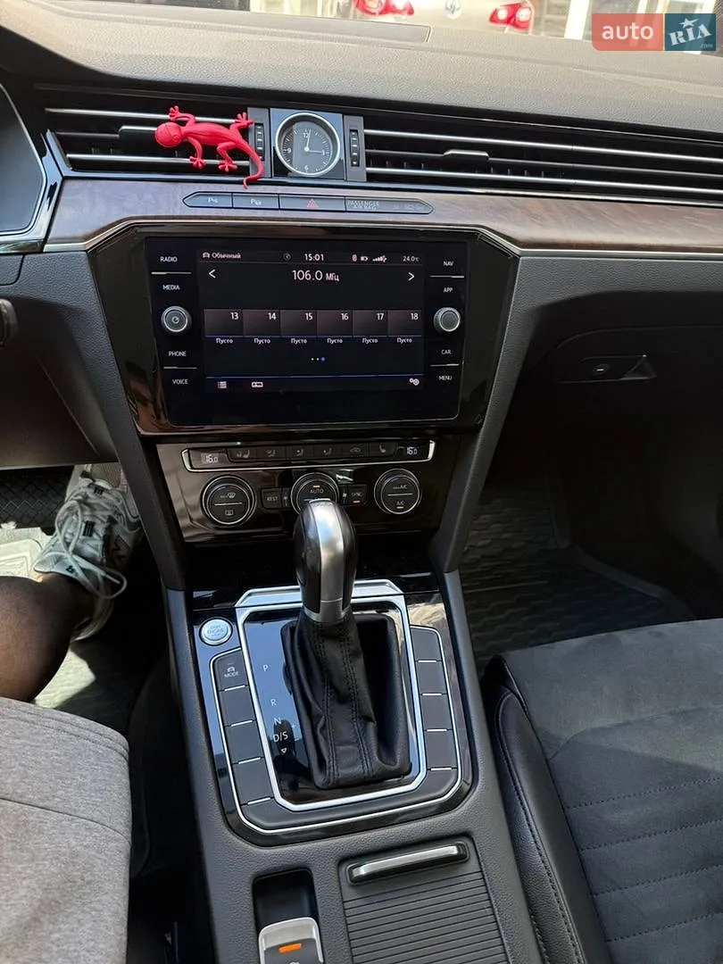 2016 Volkswagen Passat - мініатюра 11