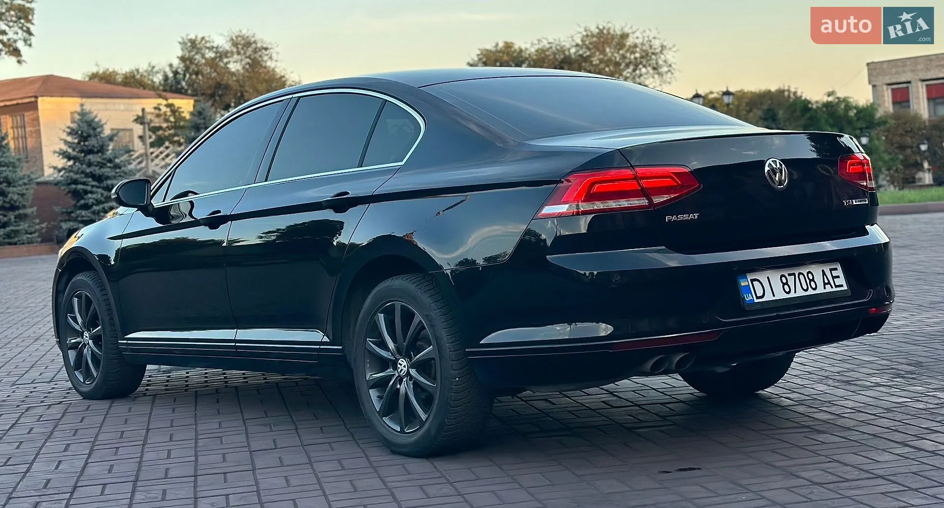 2015 Volkswagen Passat - мініатюра 11