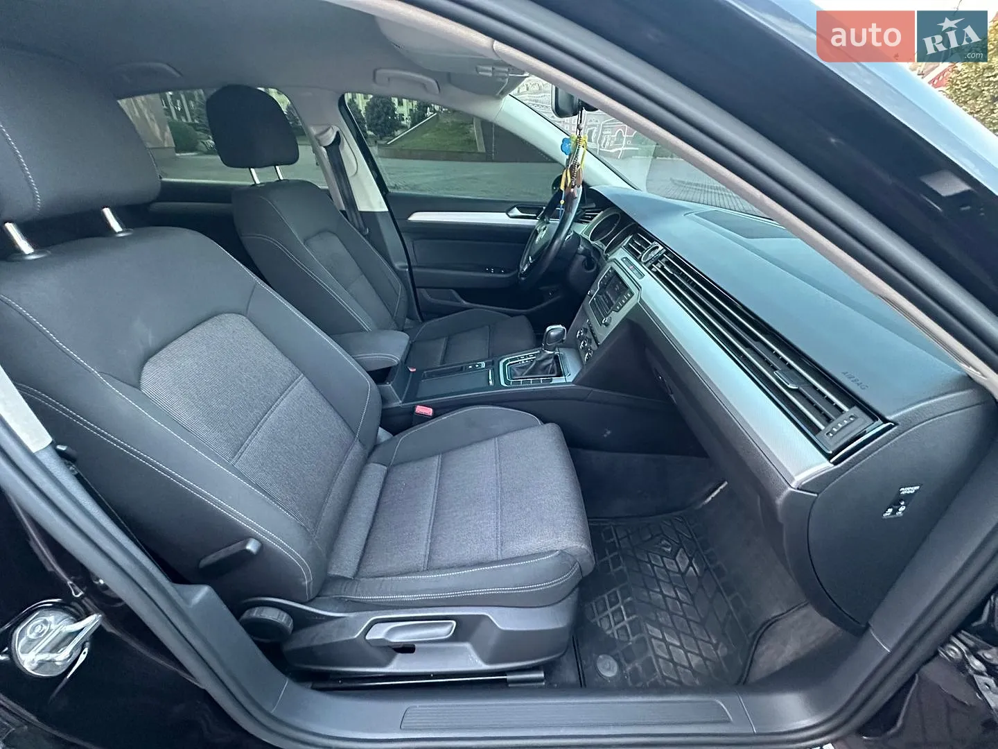 2015 Volkswagen Passat - мініатюра 23