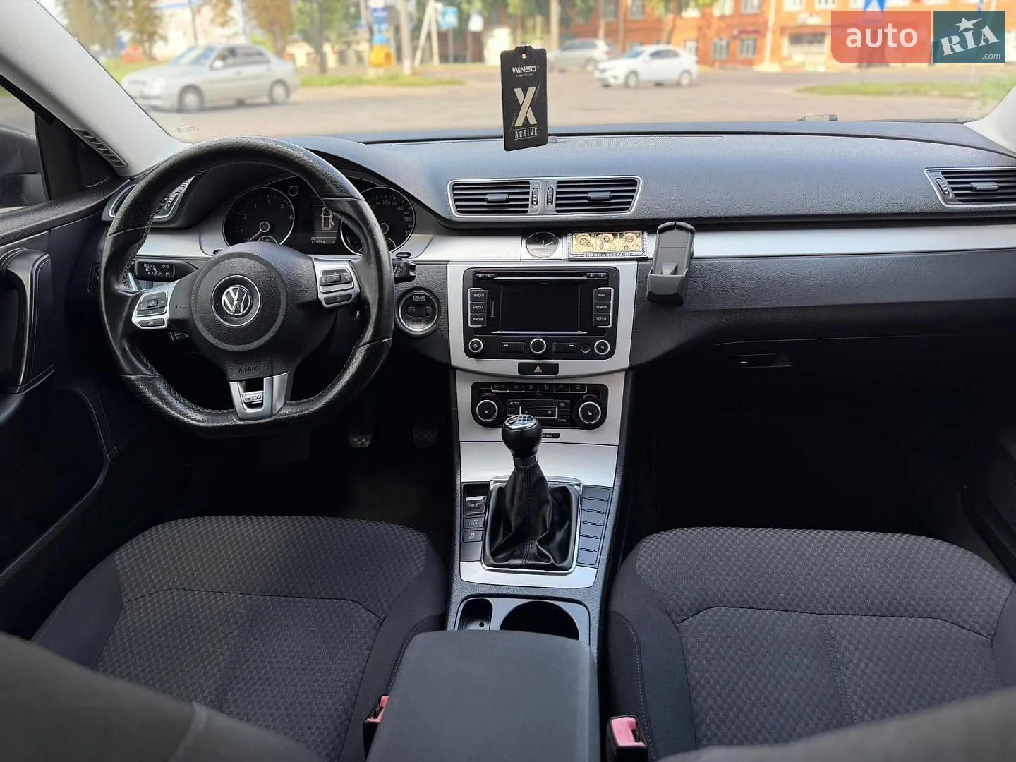 2011 Volkswagen Passat - мініатюра 16
