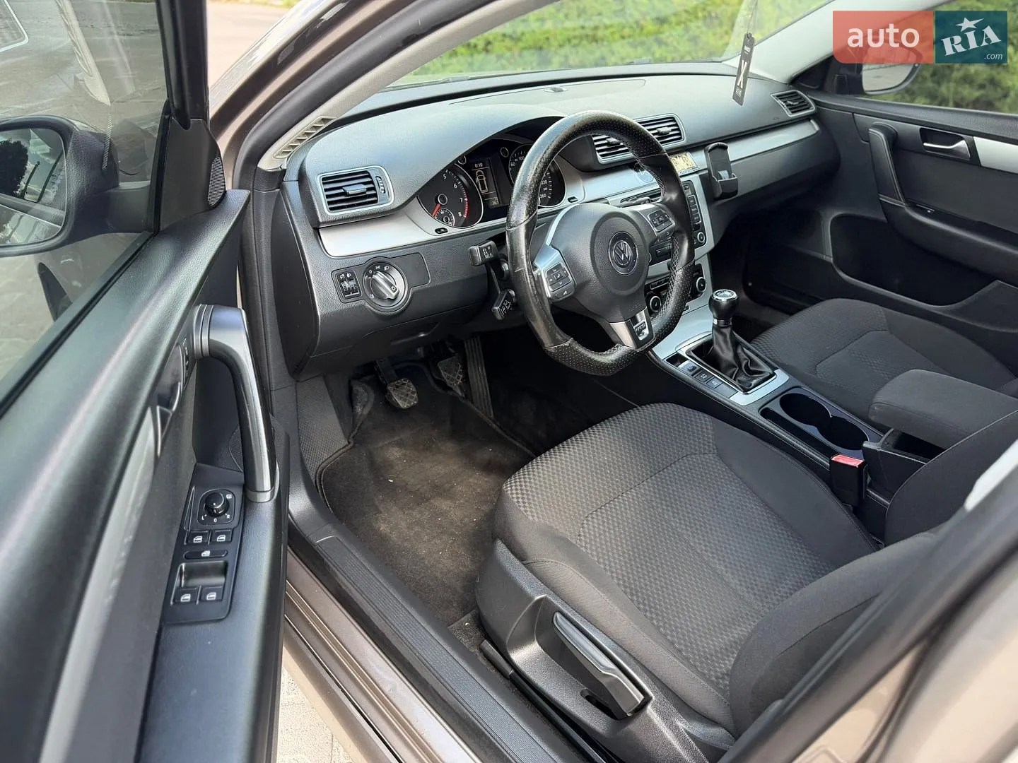 2011 Volkswagen Passat - мініатюра 19