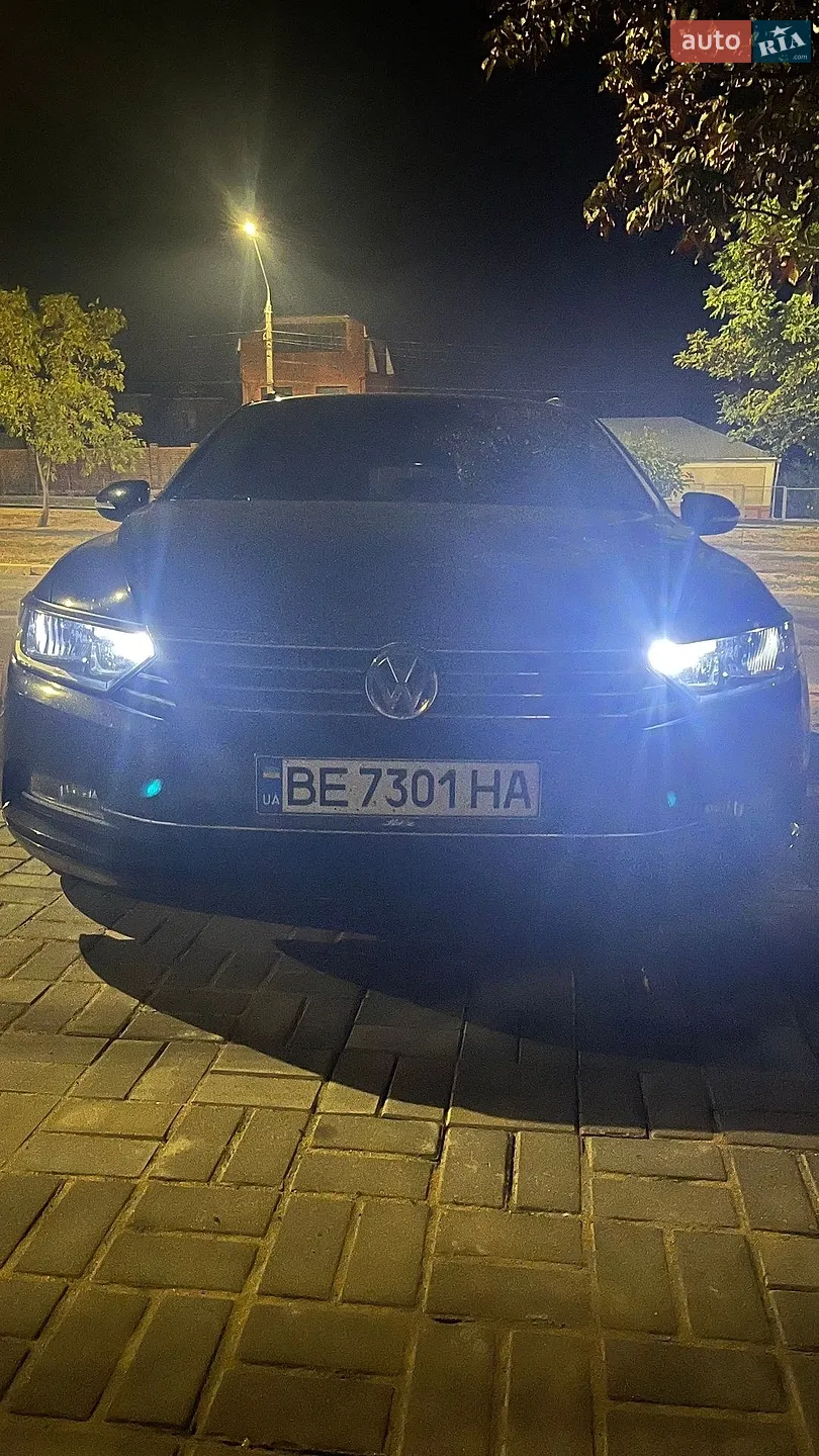 2017 Volkswagen Passat - мініатюра 6