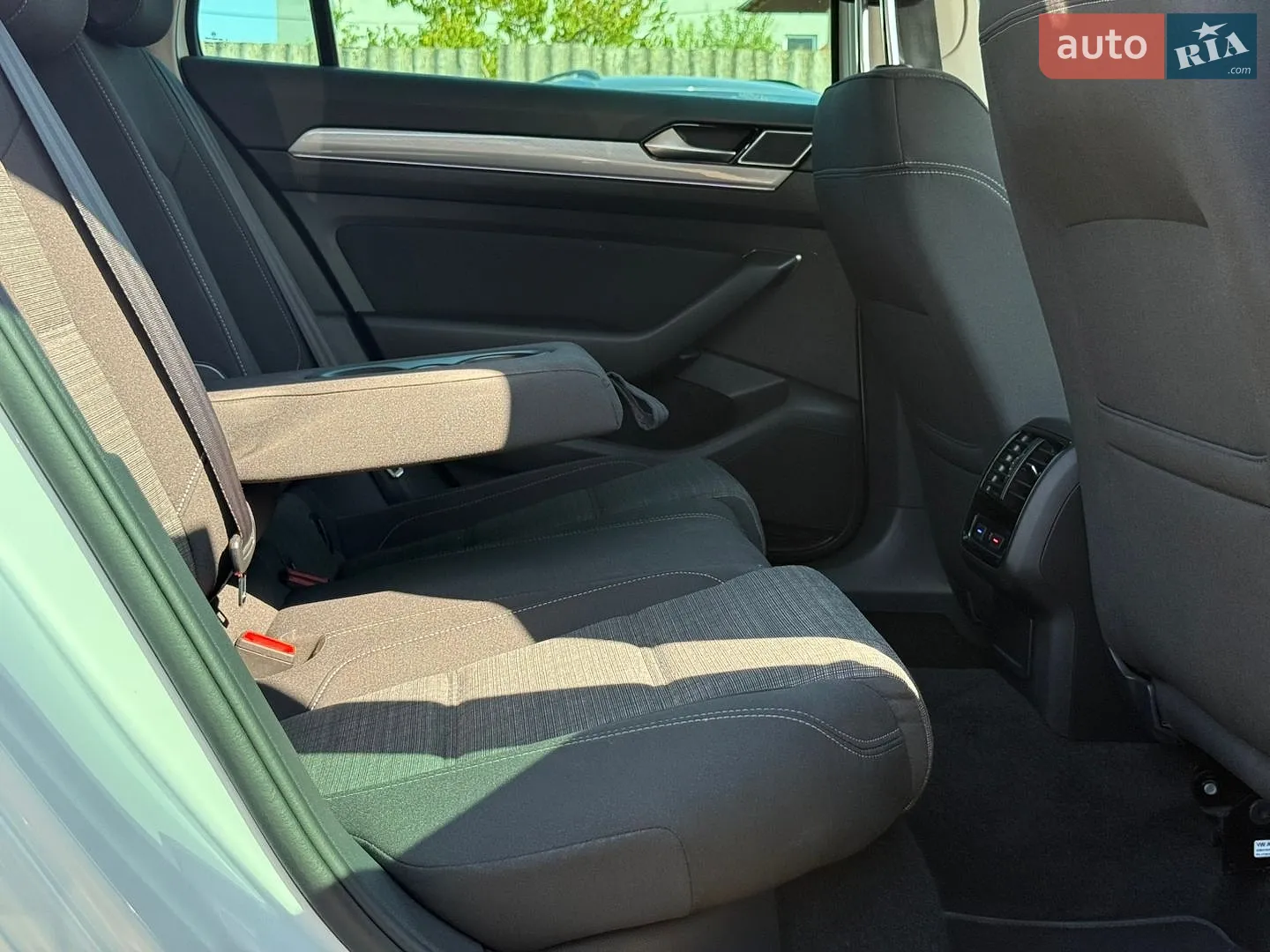 2020 Volkswagen Passat - мініатюра 34