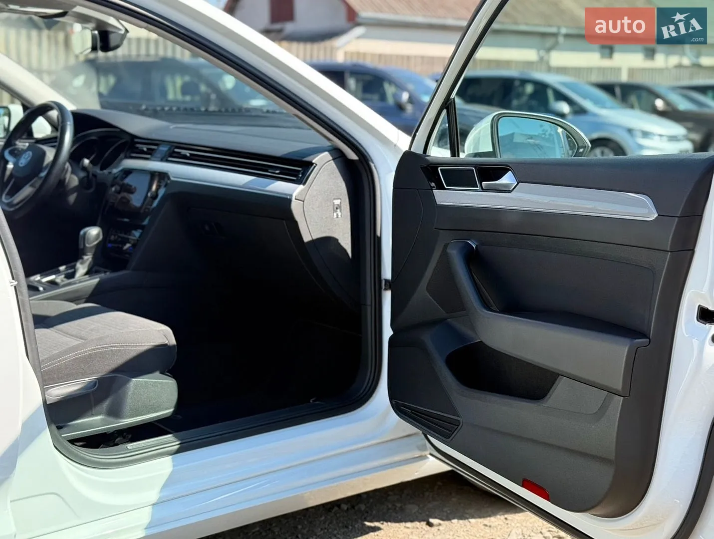 2020 Volkswagen Passat - мініатюра 37
