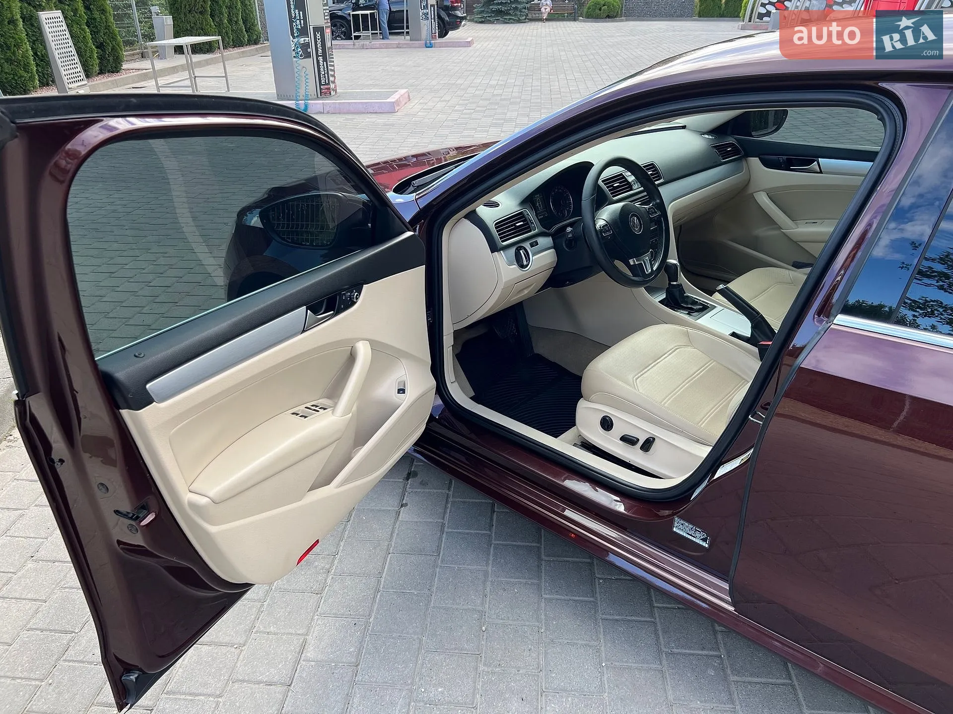 2012 Volkswagen Passat - мініатюра 9